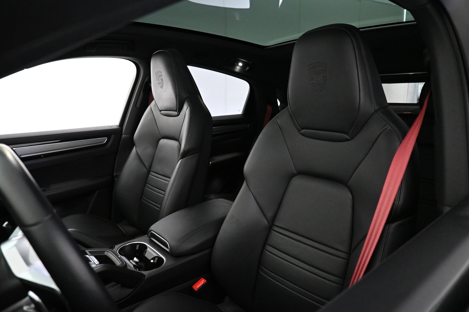 PORSCHE Cayenne 2023