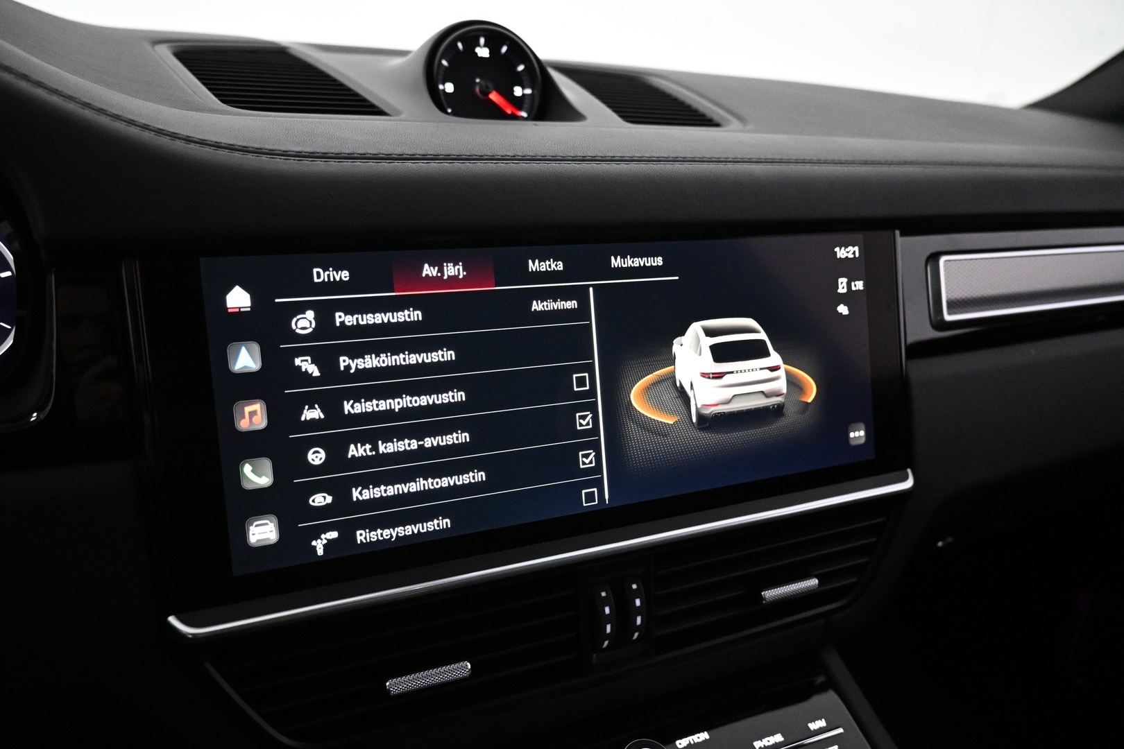 PORSCHE Cayenne 2023