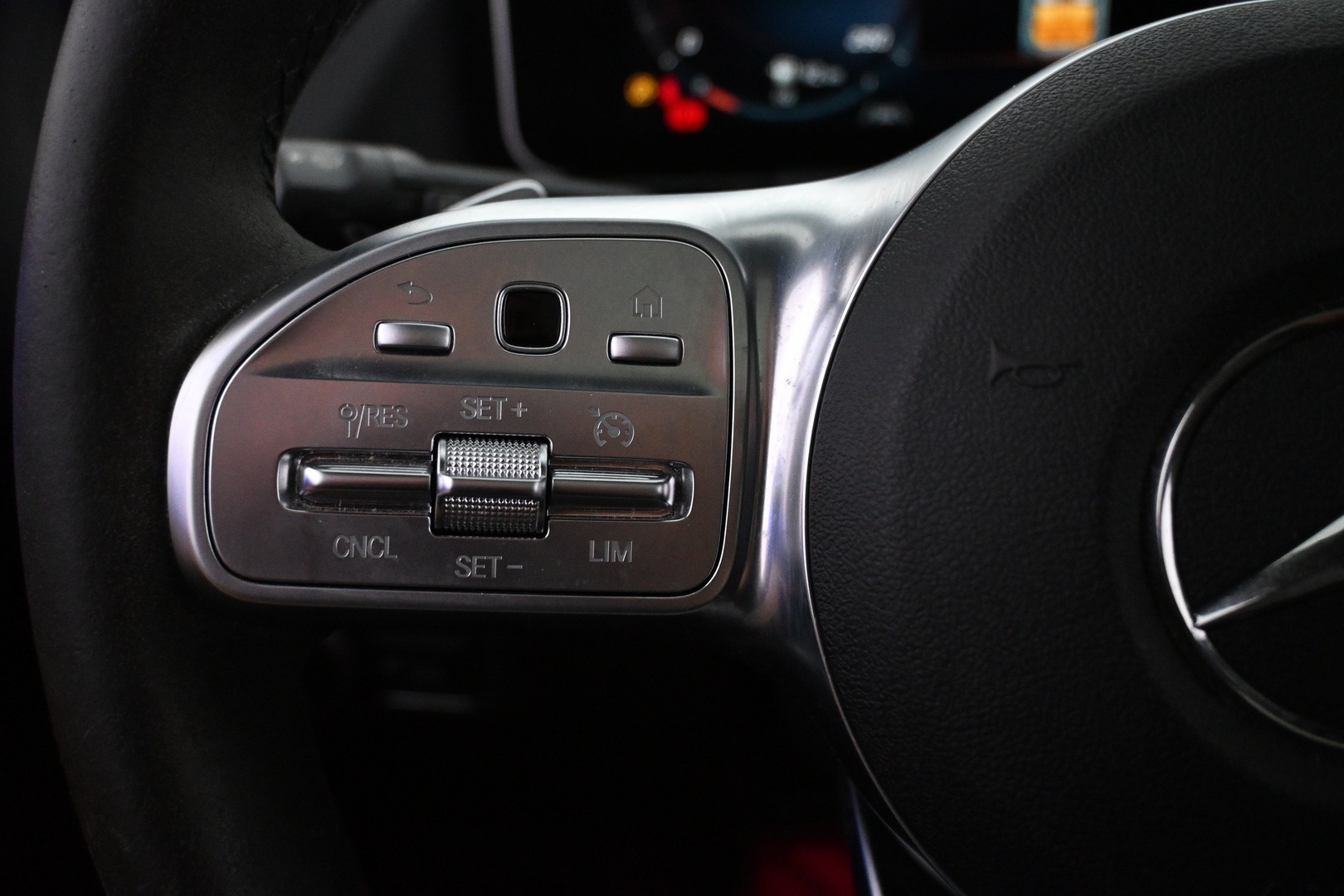 MERCEDES-BENZ B 2020