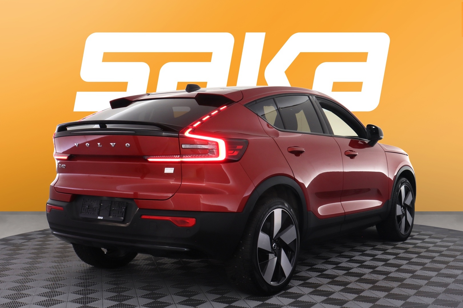 VOLVO C40 2023