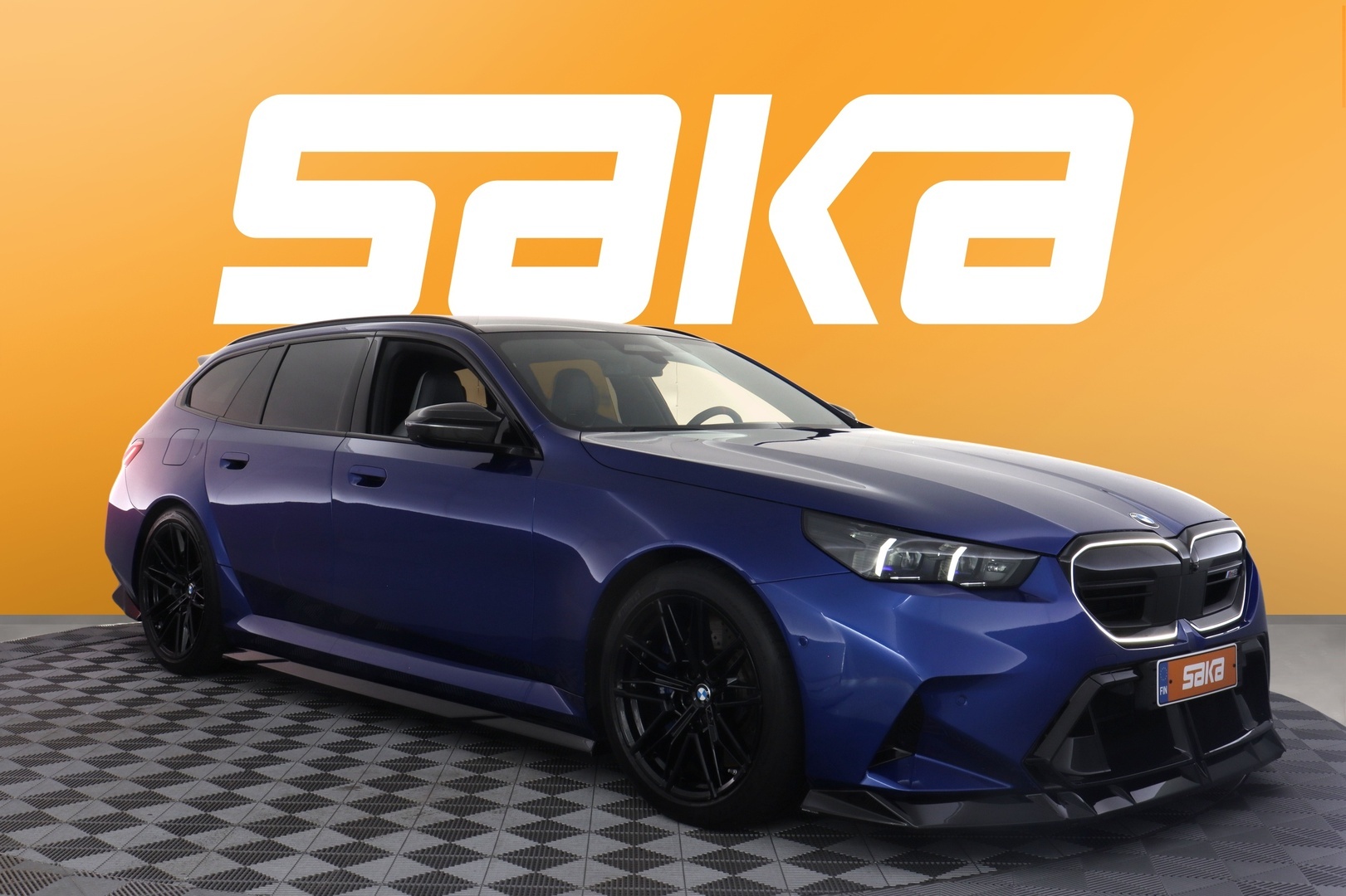 BMW M5 2025