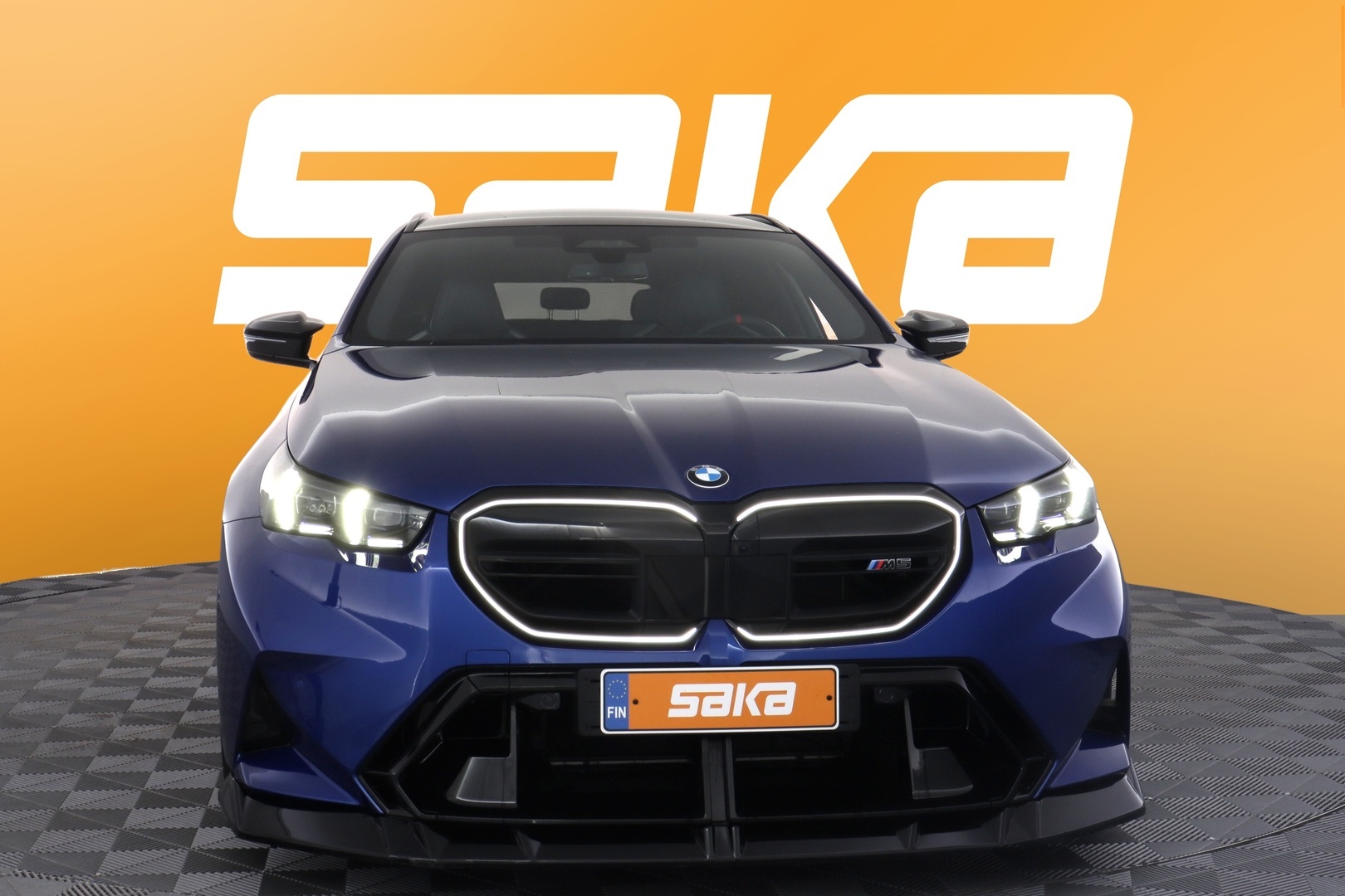 BMW M5 2025