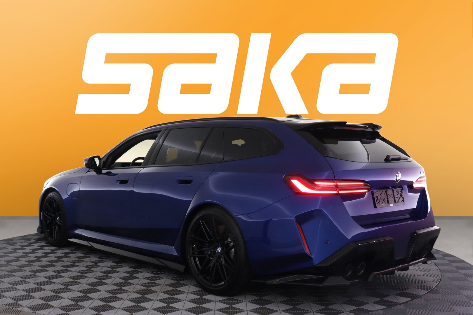 BMW M5 2025