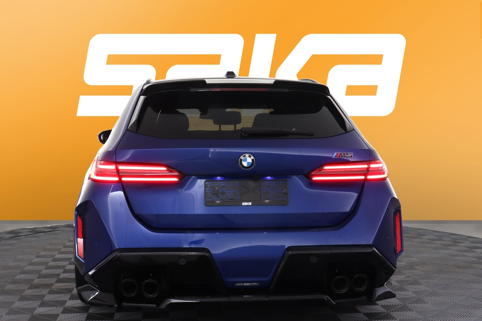 BMW M5 2025