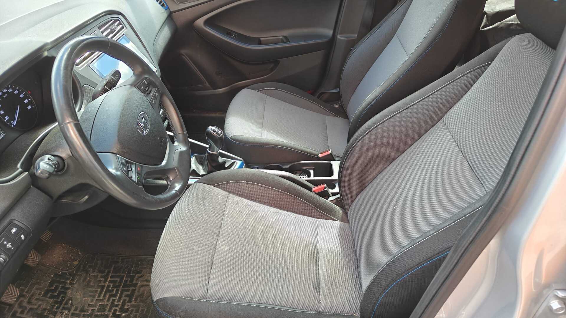 HYUNDAI I20 2017