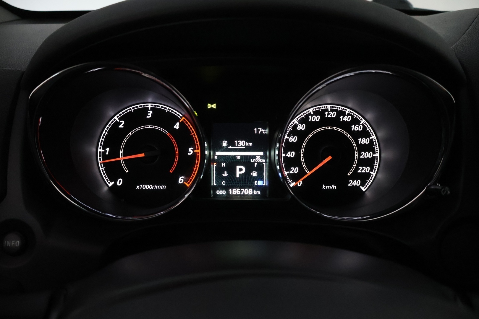 MITSUBISHI ASX 2016