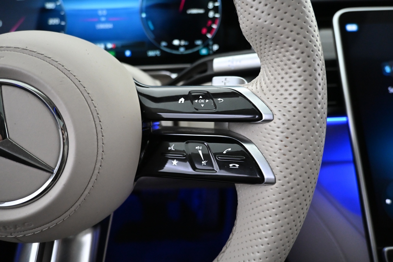 MERCEDES-BENZ S 2022