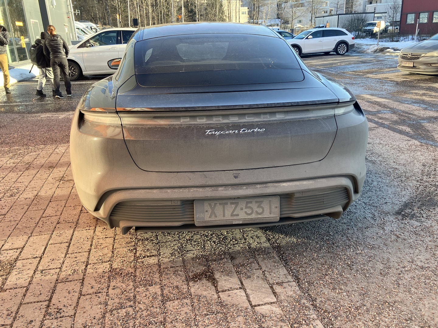 PORSCHE Taycan 2020