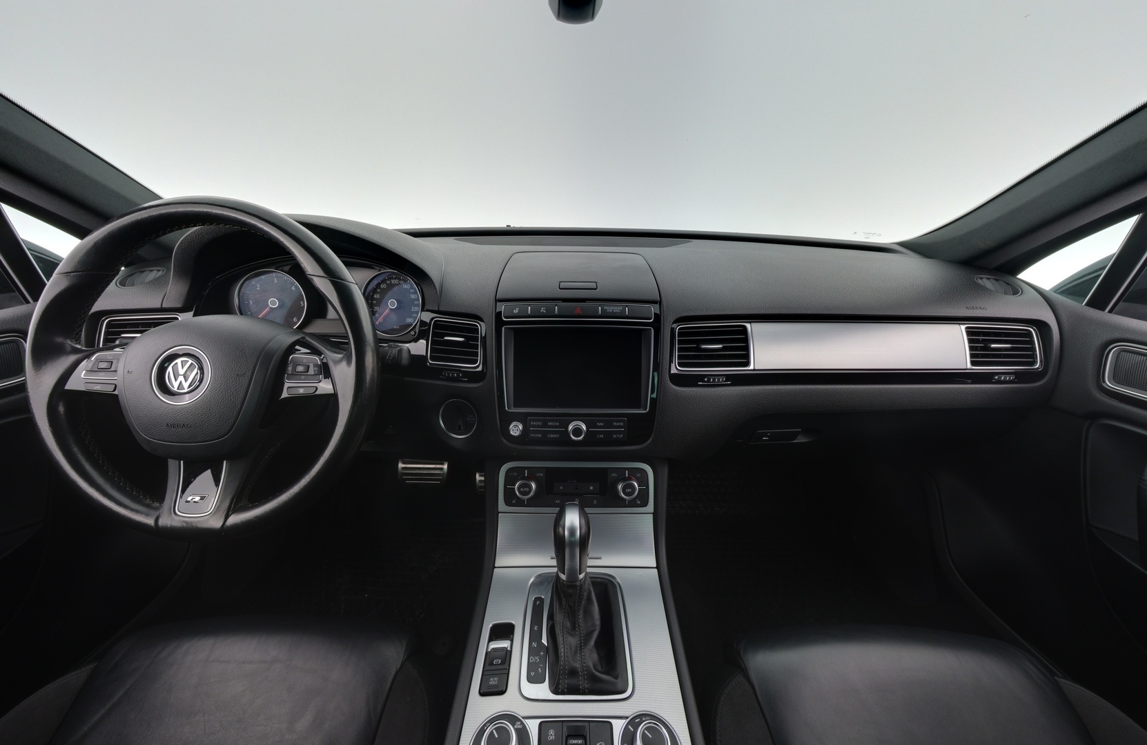 VOLKSWAGEN Touareg 2017