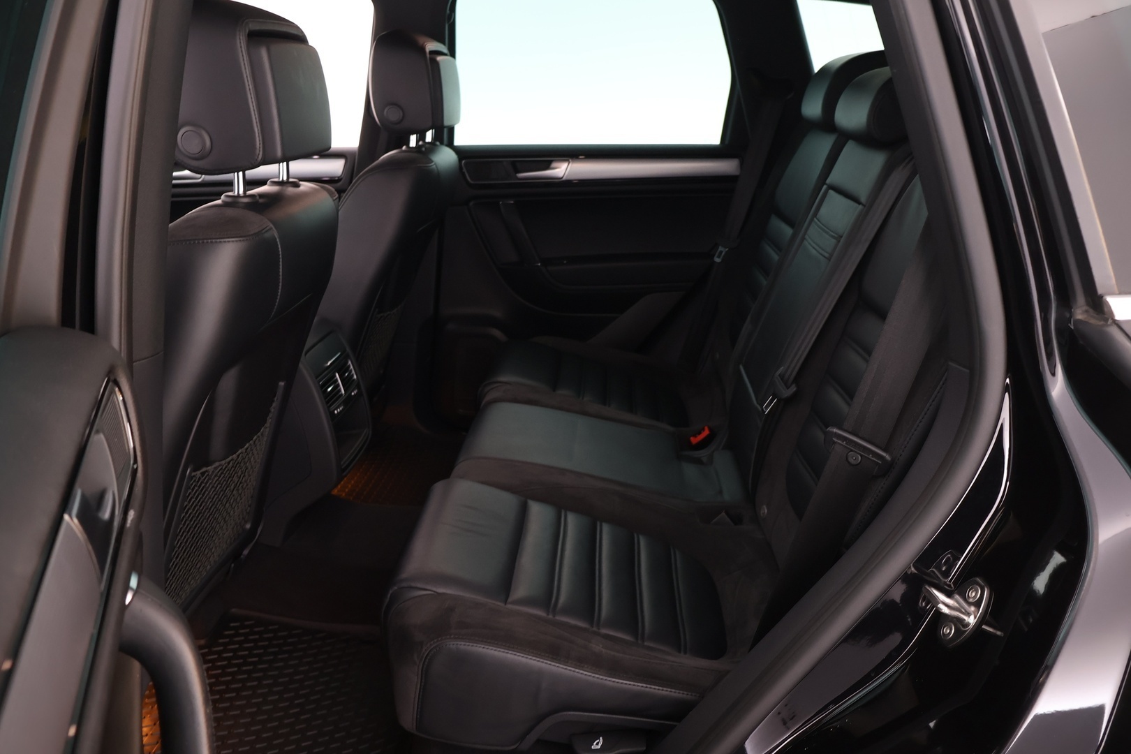 VOLKSWAGEN Touareg 2017