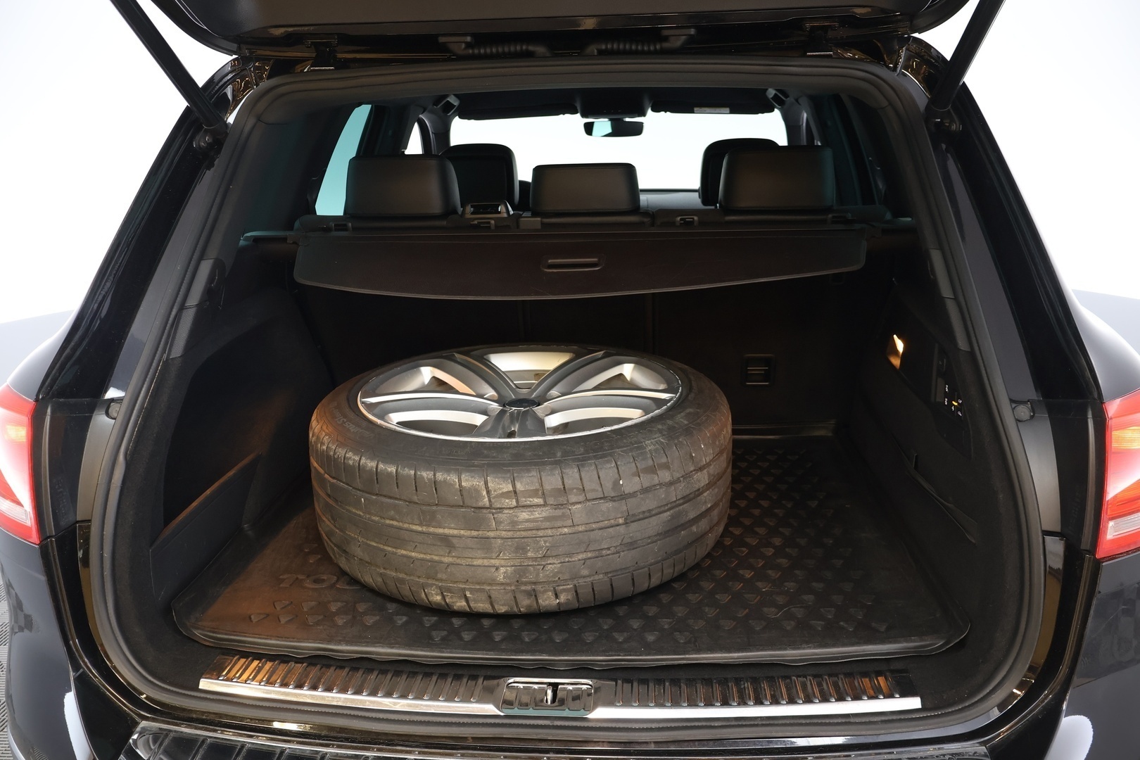 VOLKSWAGEN Touareg 2017