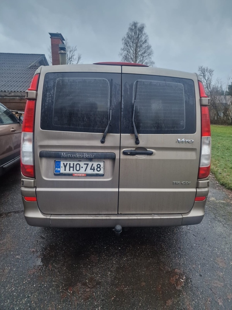 MERCEDES-BENZ Vito 2011