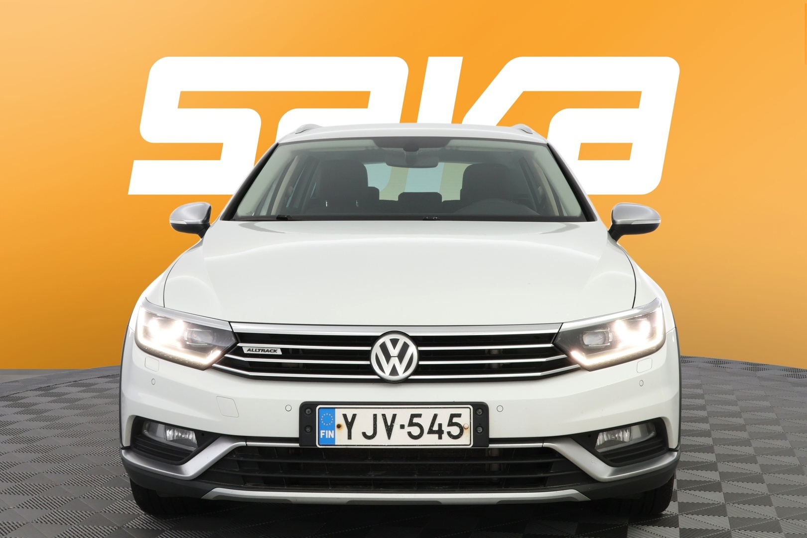 VOLKSWAGEN Passat 2016