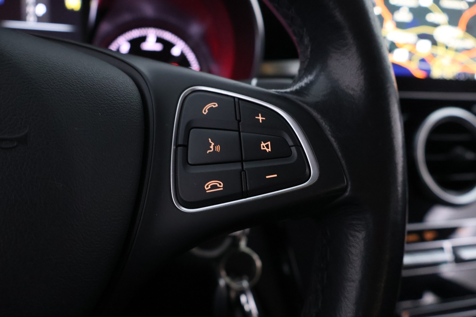 MERCEDES-BENZ C 2018