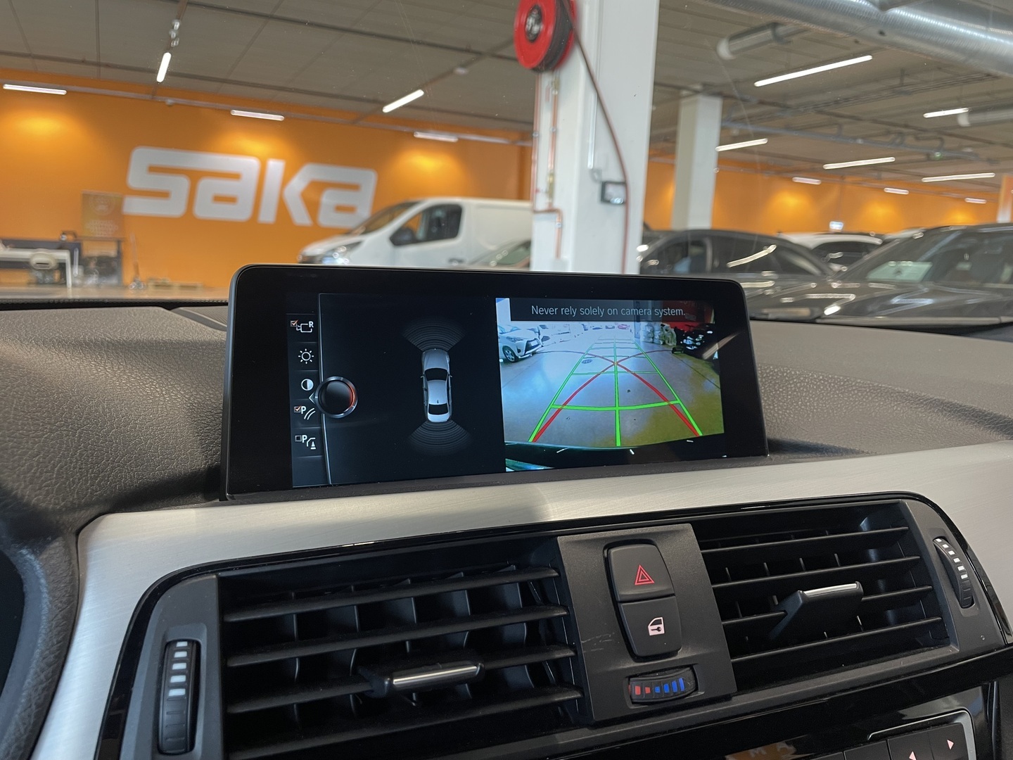 BMW 330 2017
