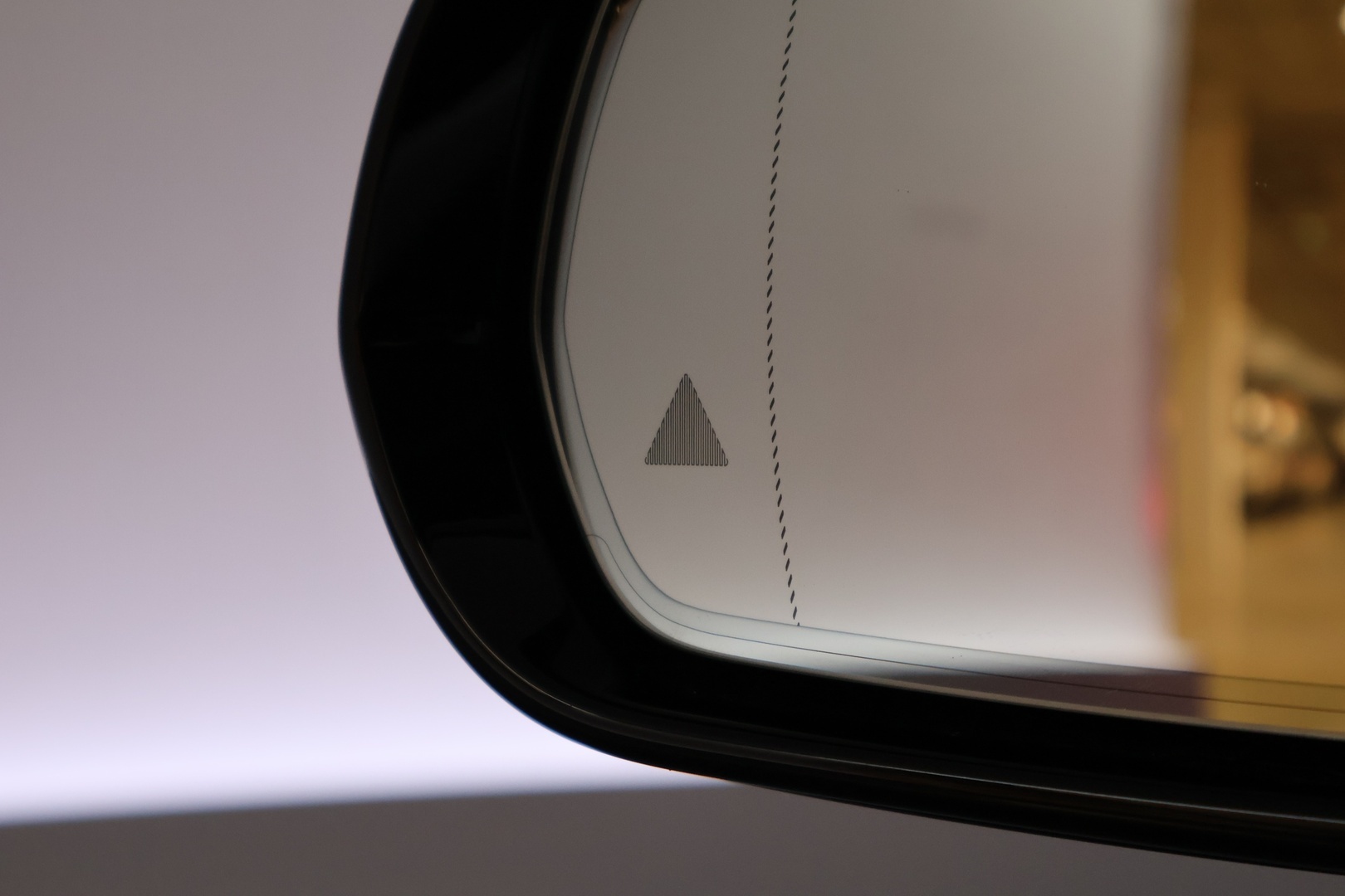 MERCEDES-BENZ E 2022