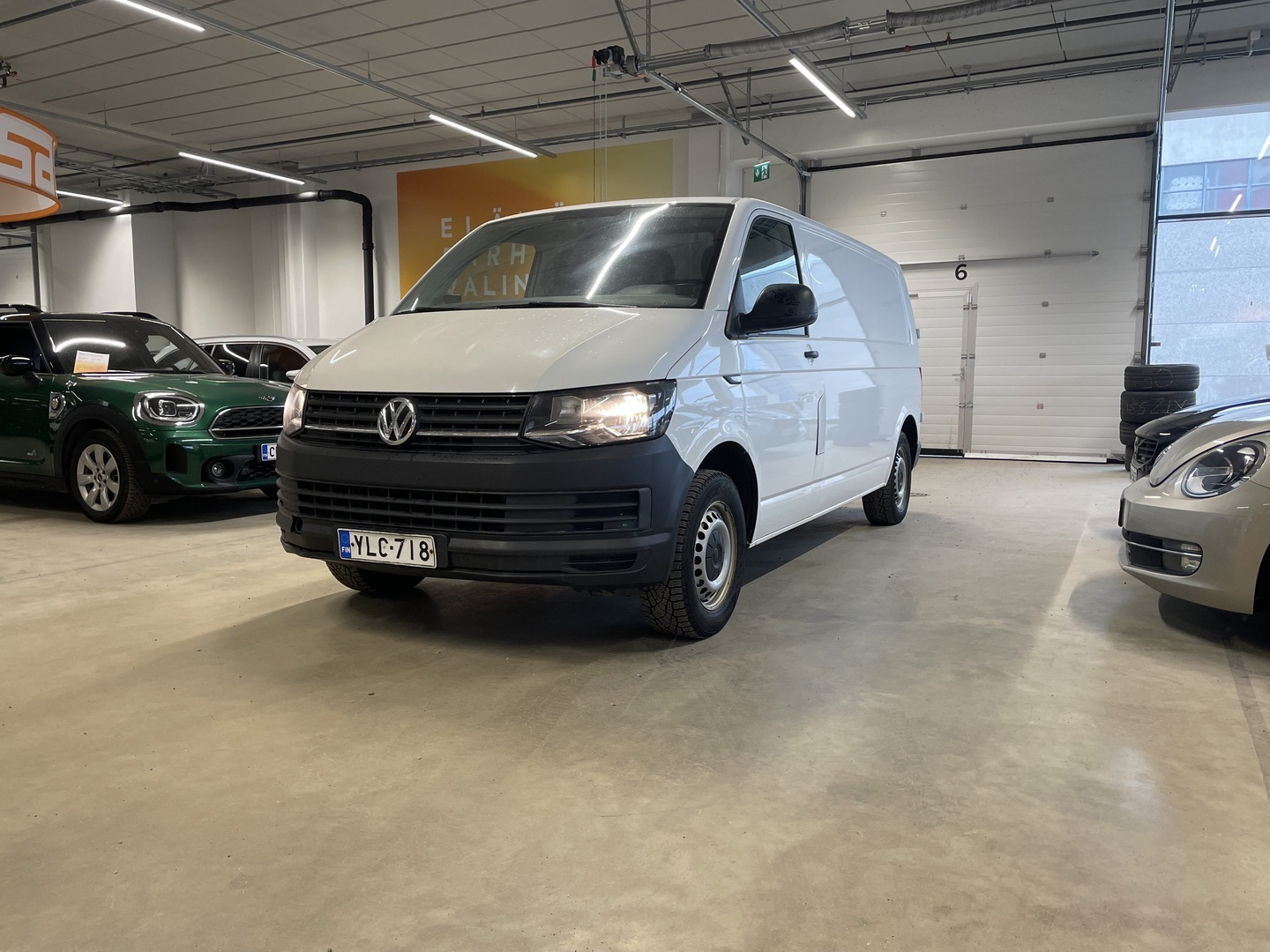VOLKSWAGEN Transporter 2019
