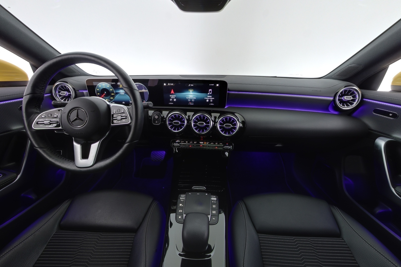 MERCEDES-BENZ CLA 2020