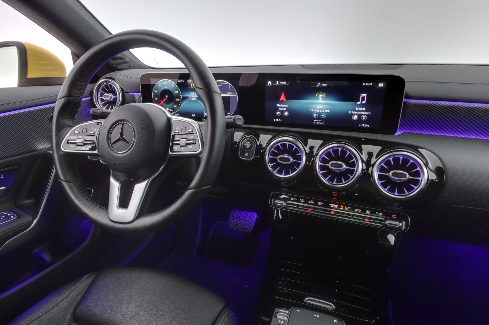 MERCEDES-BENZ CLA 2020