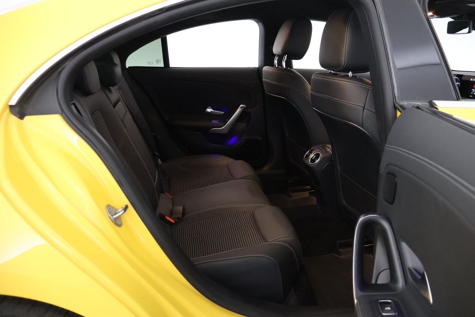 MERCEDES-BENZ CLA 2020