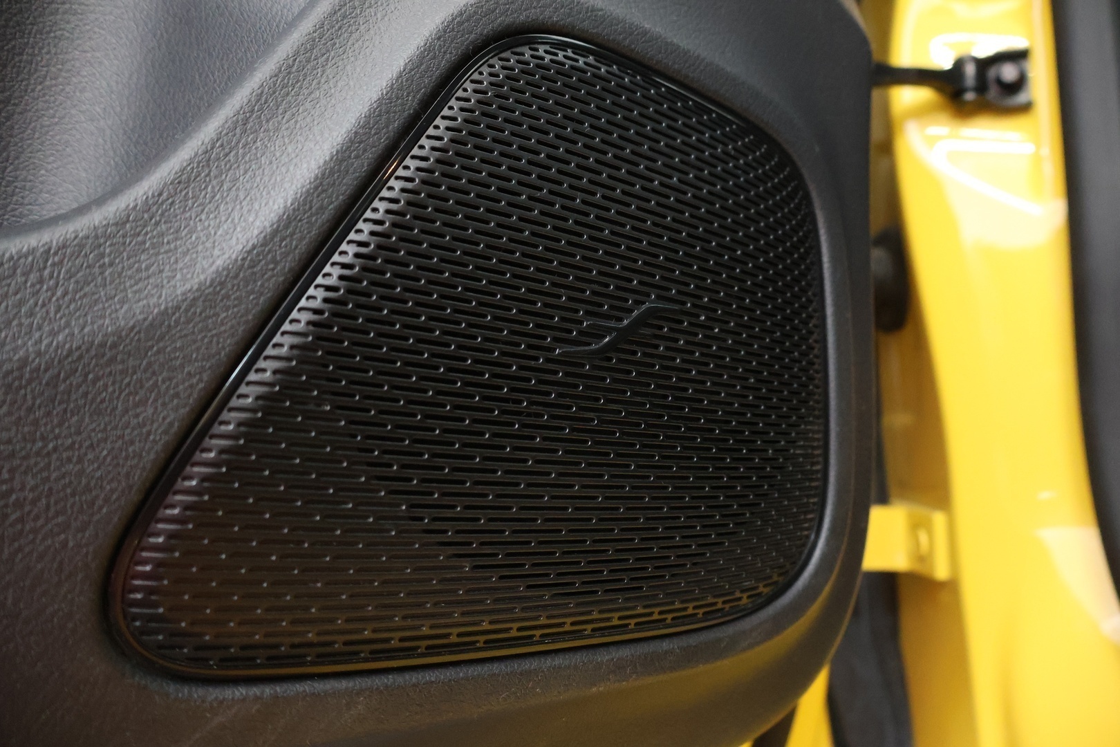 MERCEDES-BENZ CLA 2020