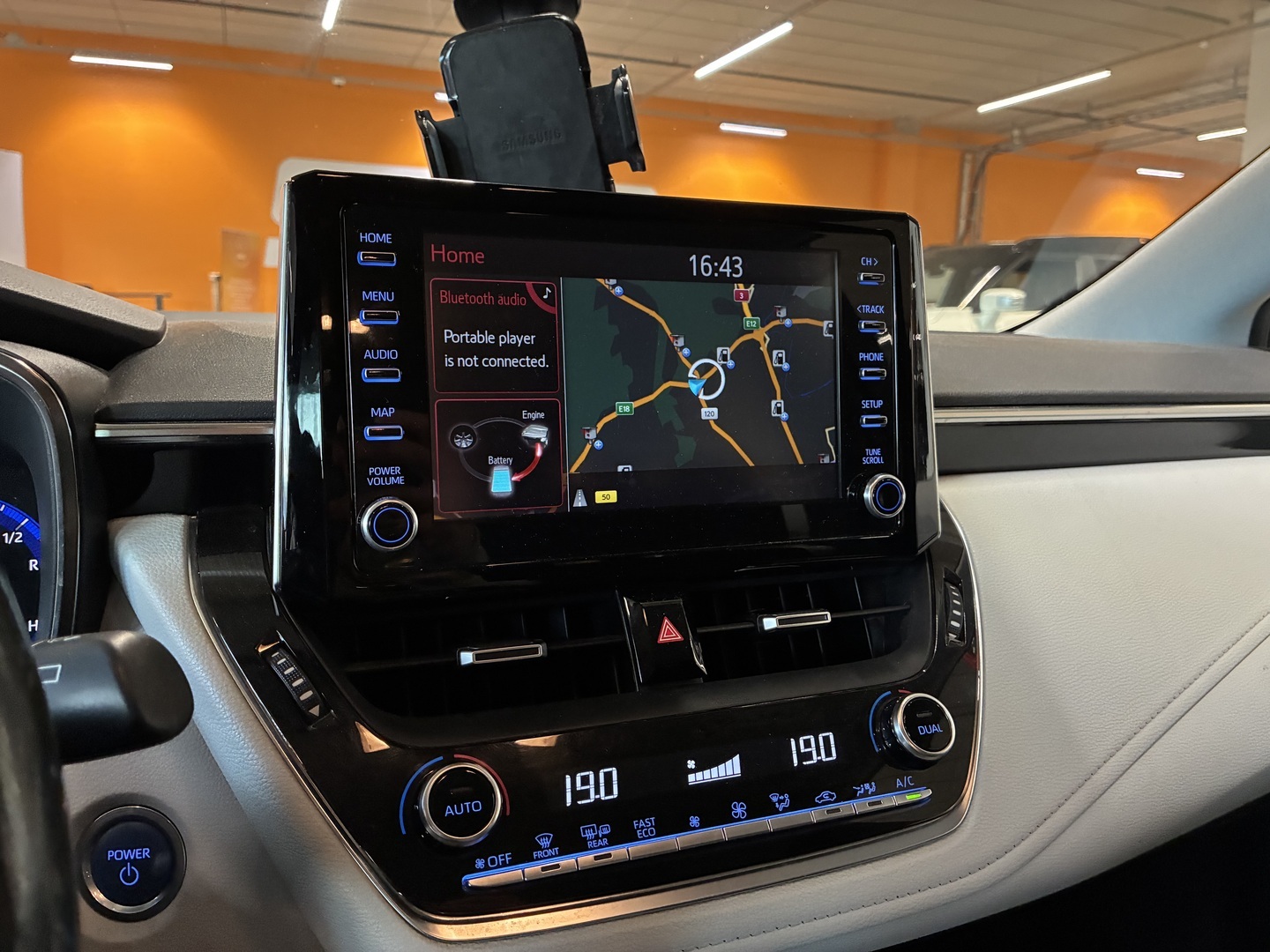 TOYOTA Corolla 2019