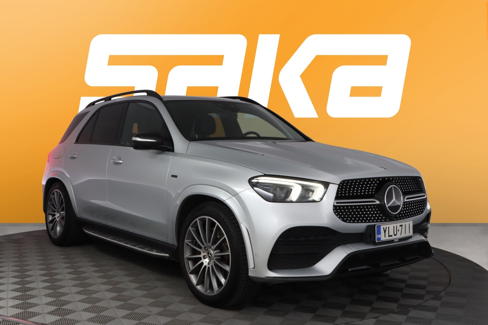 MERCEDES-BENZ GLE 2021