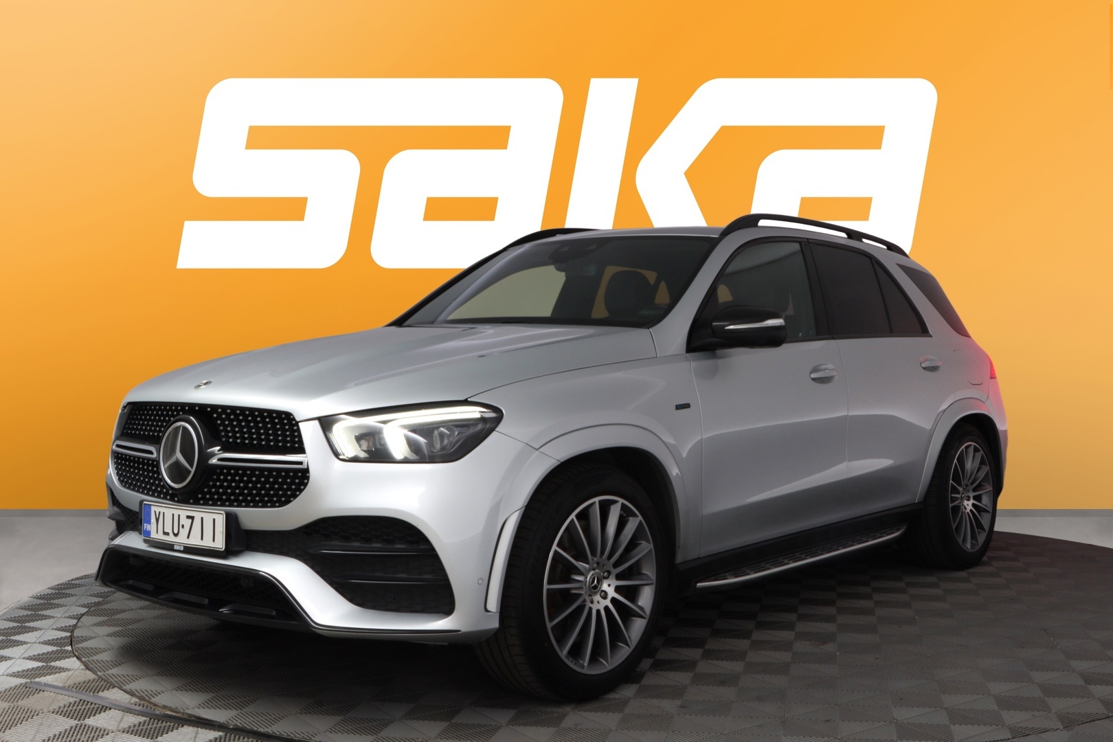 MERCEDES-BENZ GLE 2021