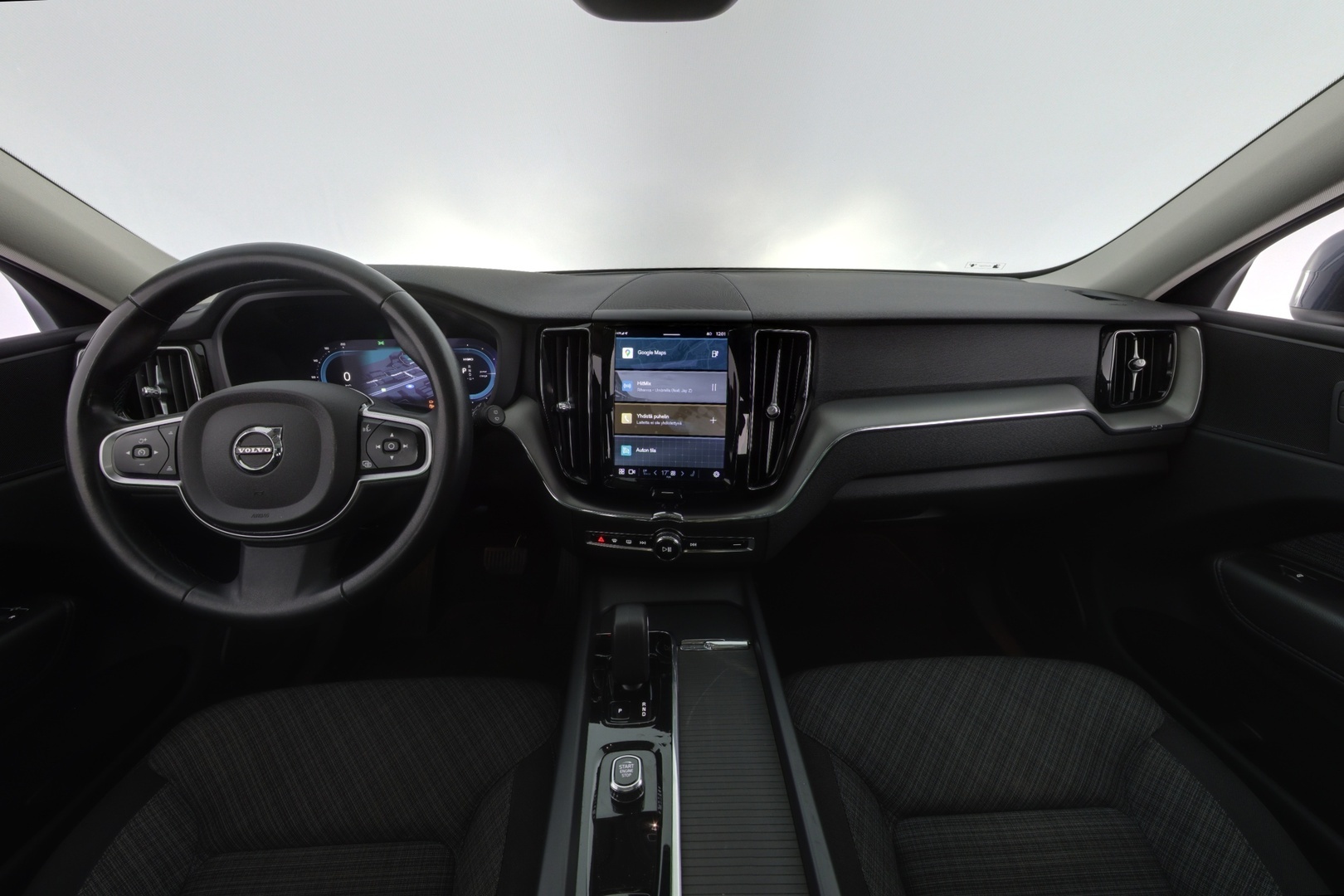 VOLVO XC60 2023