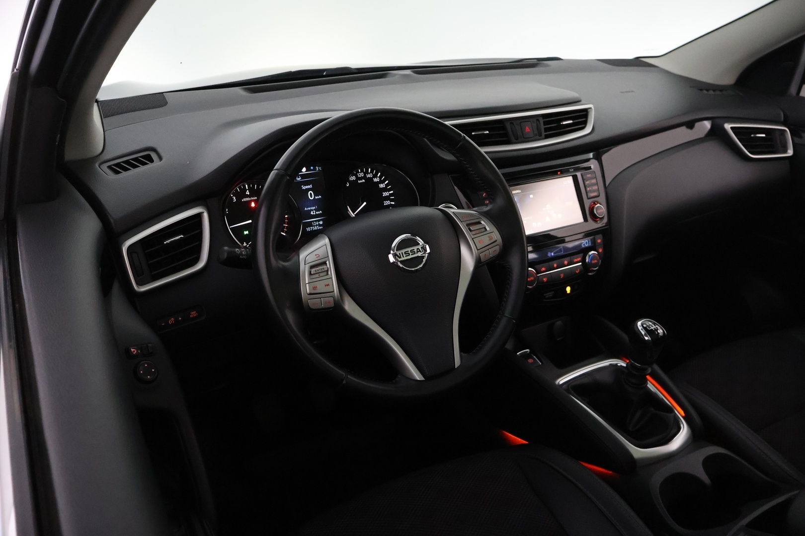 NISSAN Qashqai 2014