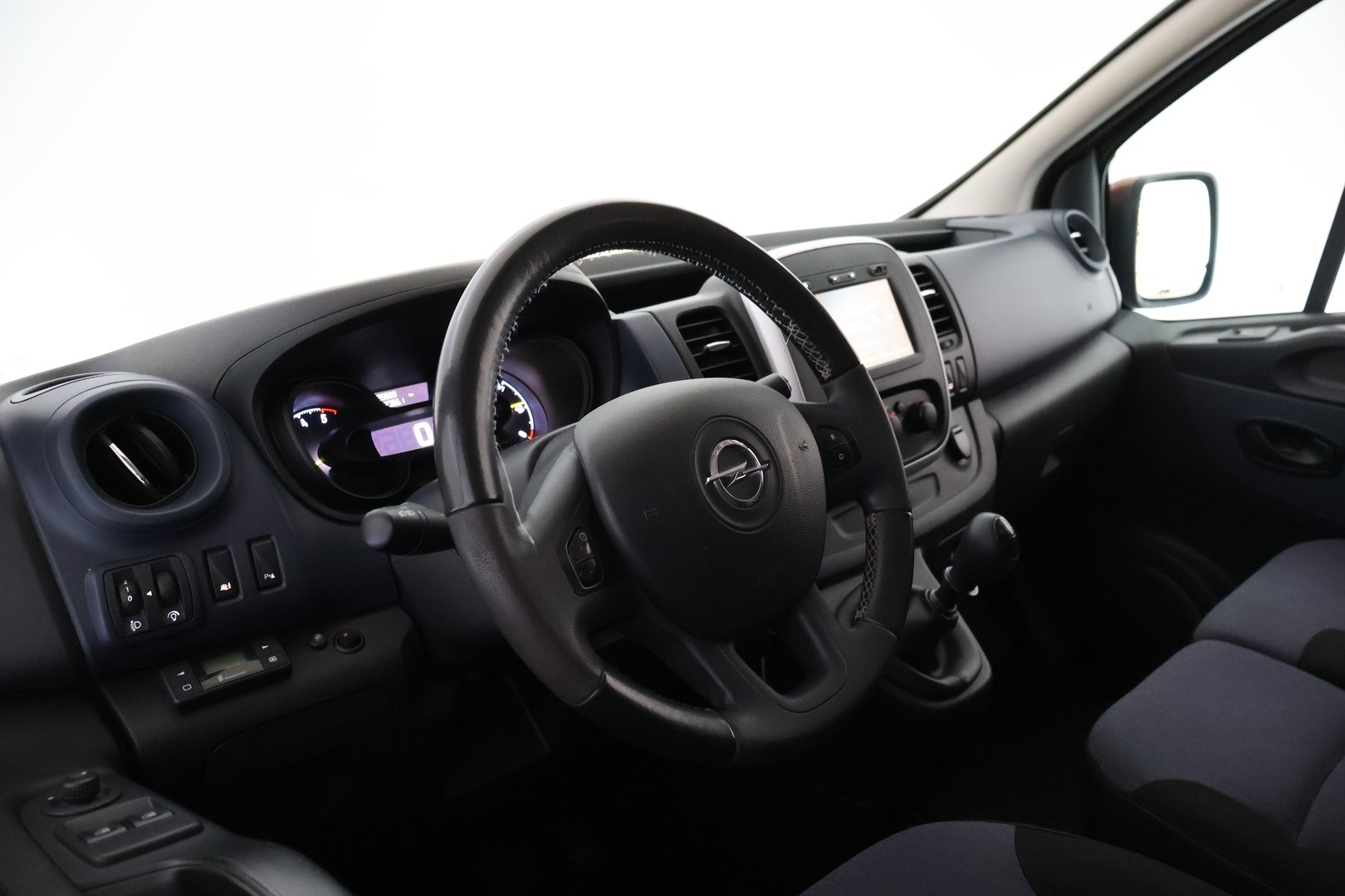 OPEL Vivaro 2015