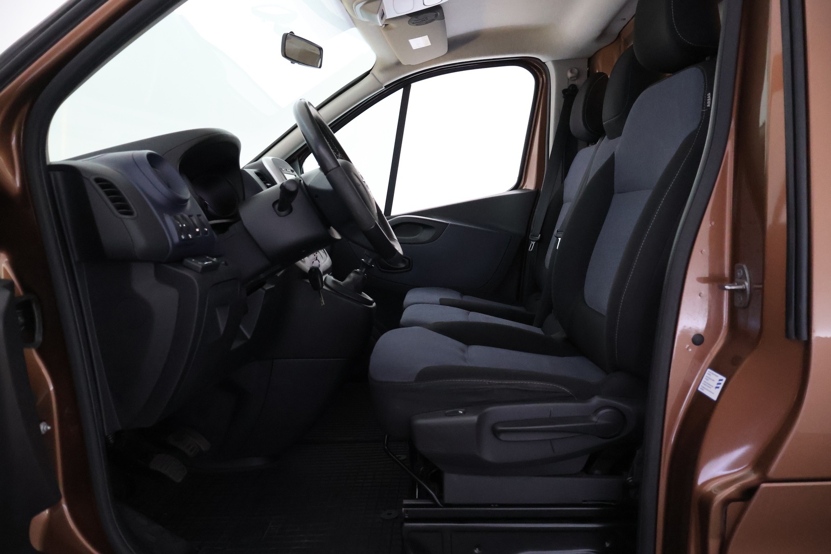 OPEL Vivaro 2015