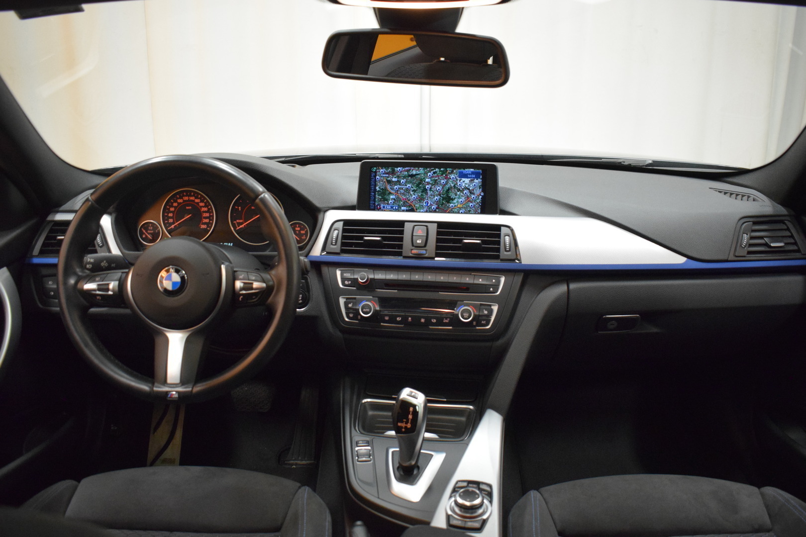 BMW 320 2013