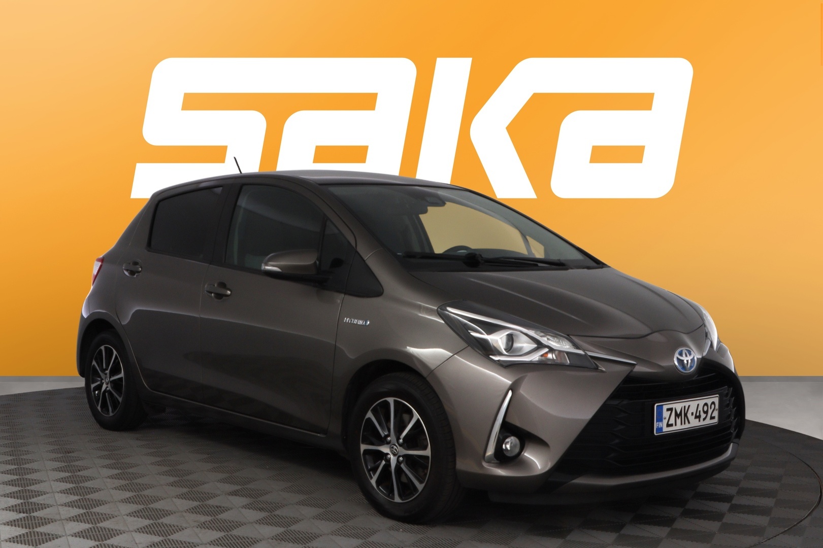 TOYOTA Yaris 2018