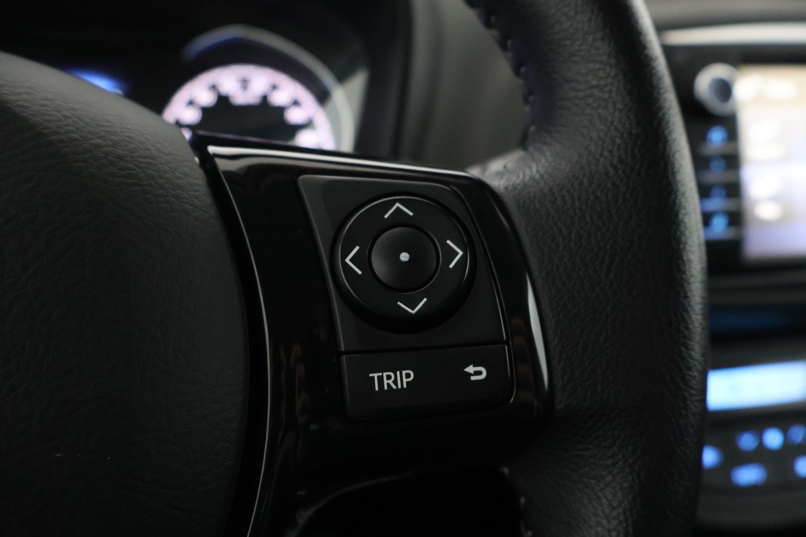 TOYOTA Yaris 2018