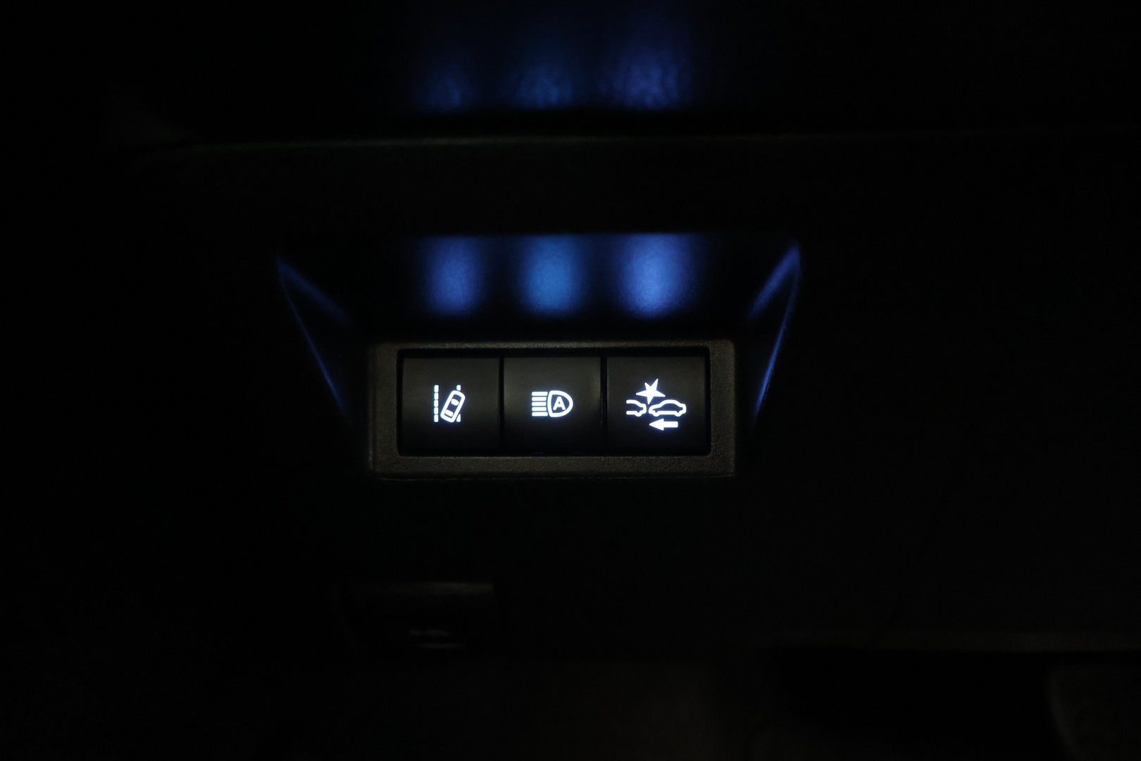 TOYOTA Yaris 2018