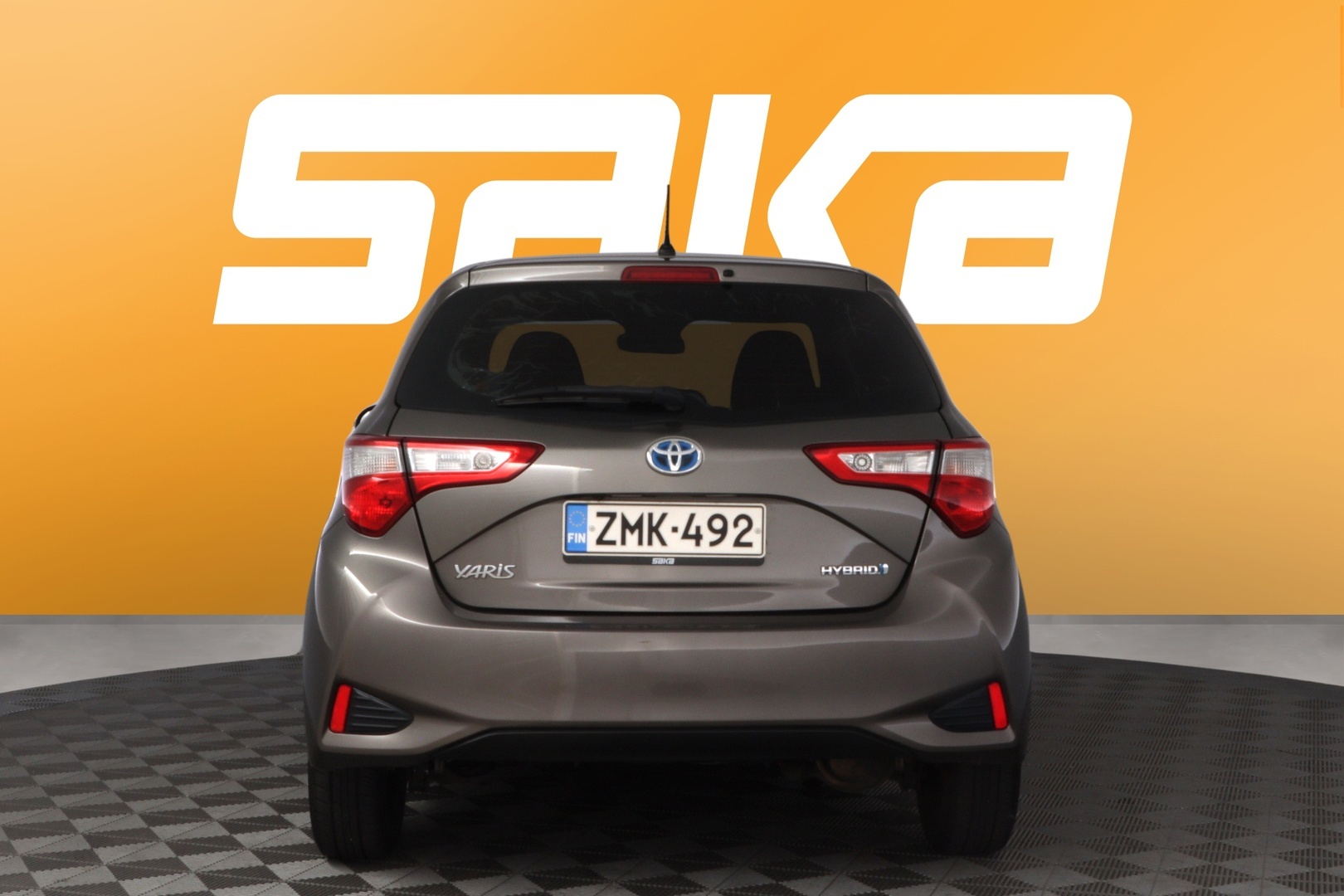 TOYOTA Yaris 2018