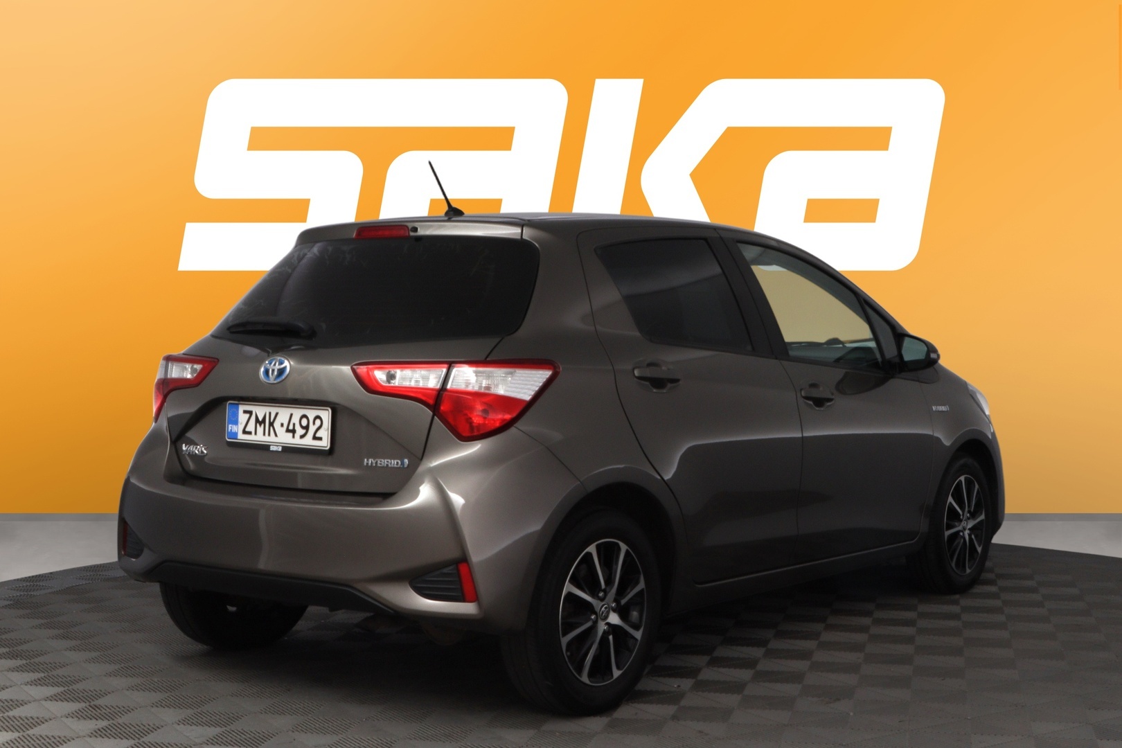 TOYOTA Yaris 2018