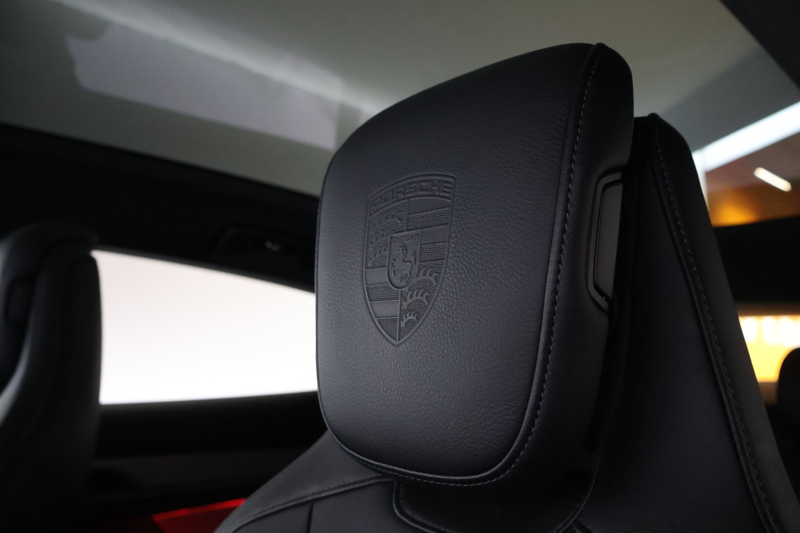 PORSCHE Taycan 2022