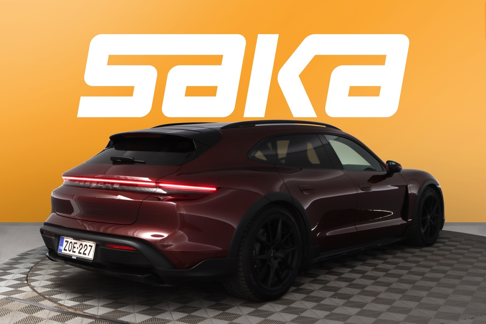 PORSCHE Taycan 2022