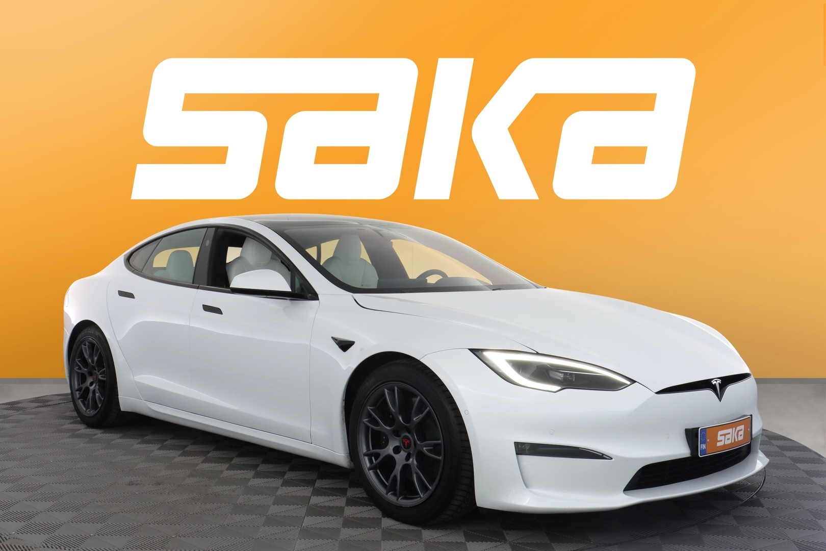TESLA Model S 2023