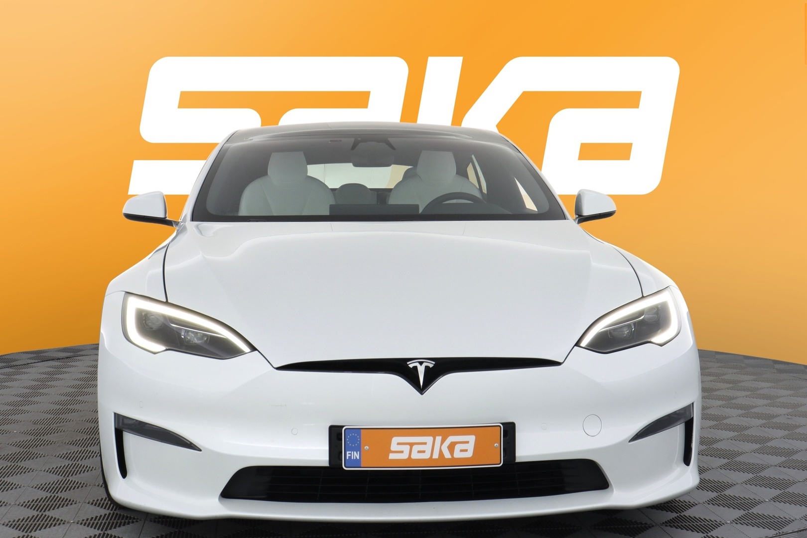 TESLA Model S 2023