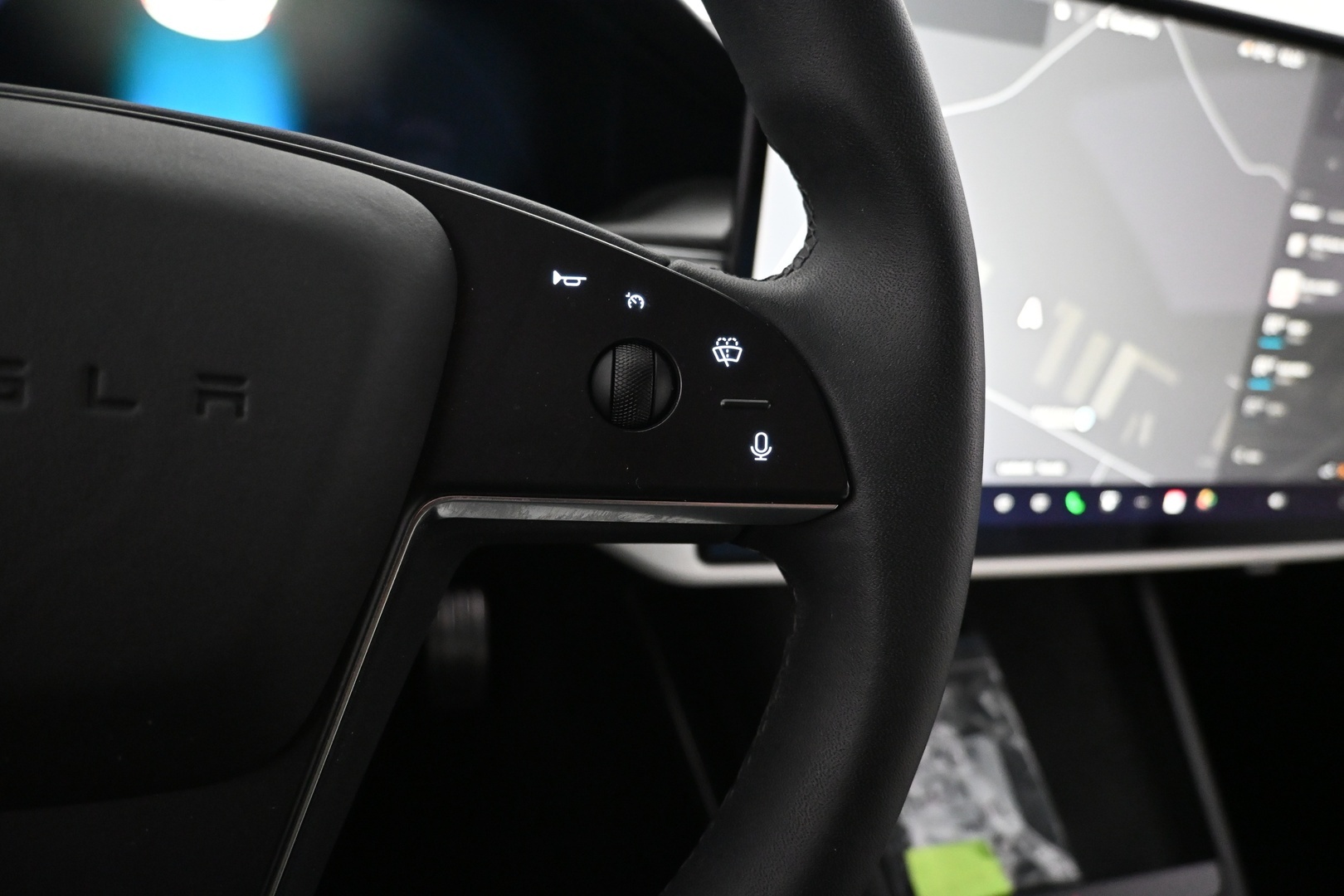 TESLA Model S 2023