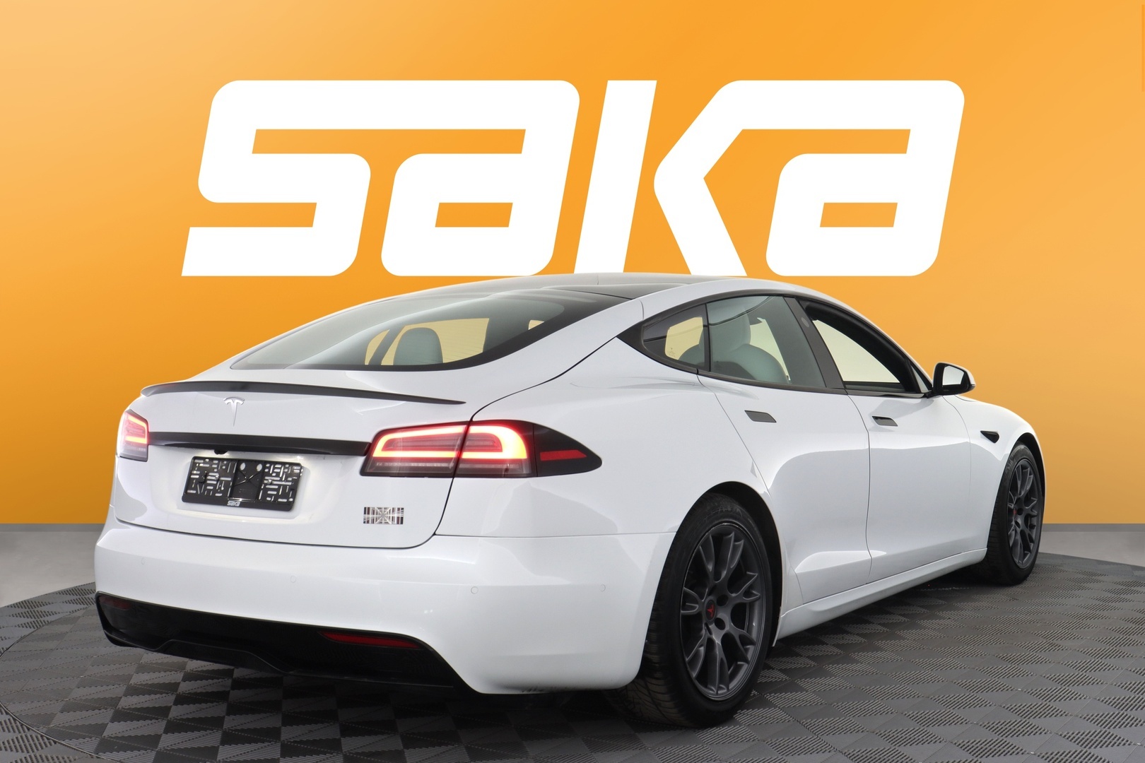 TESLA Model S 2023
