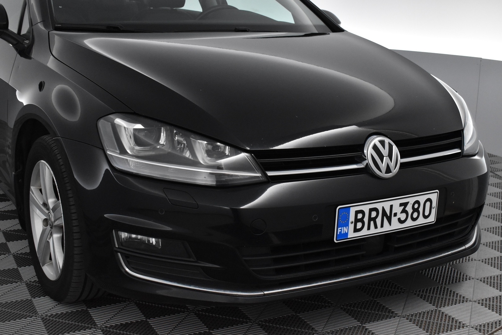 VOLKSWAGEN Golf 2014