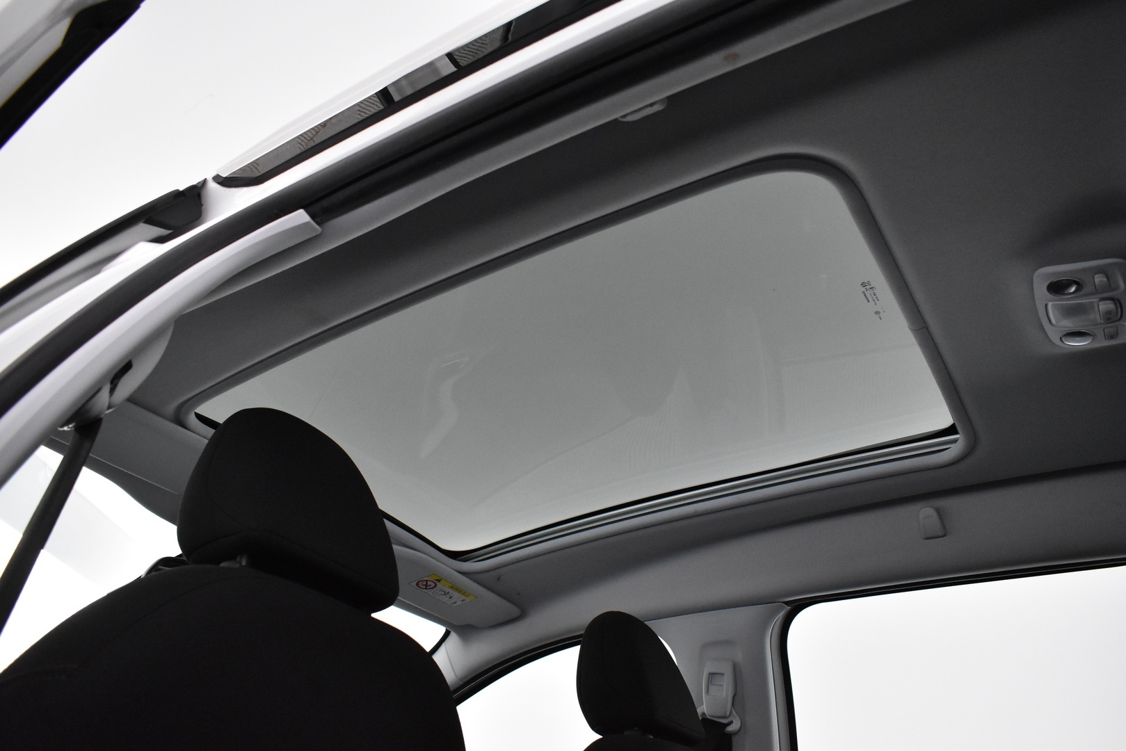 PEUGEOT 2008 2015