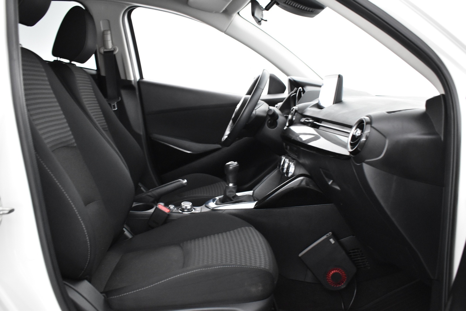 MAZDA Mazda2 2018