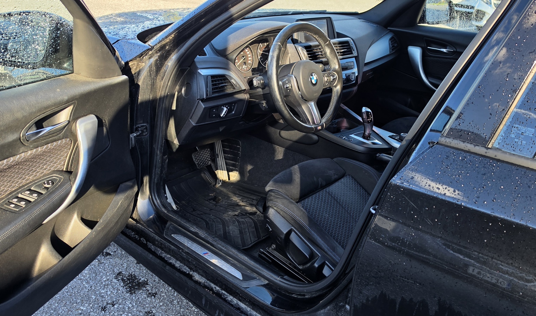 BMW 118 2016