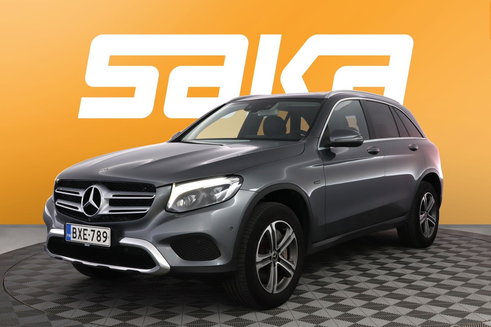 MERCEDES-BENZ GLC 2018