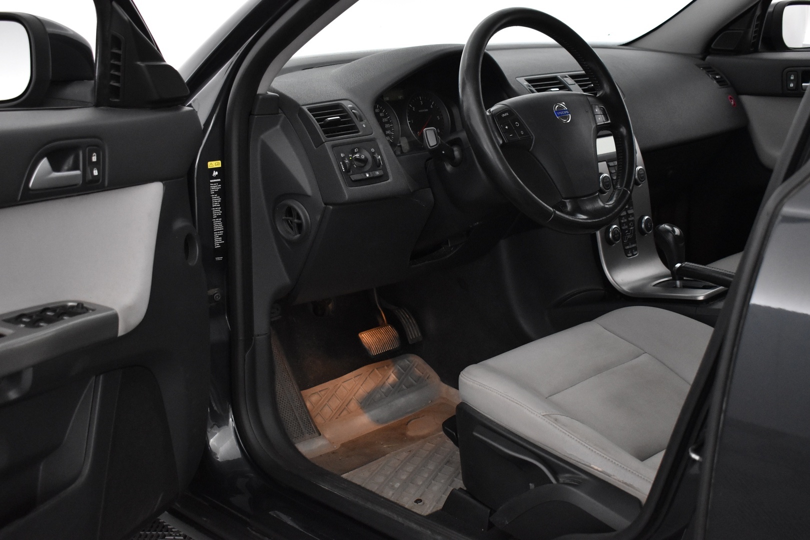 VOLVO V50 2009